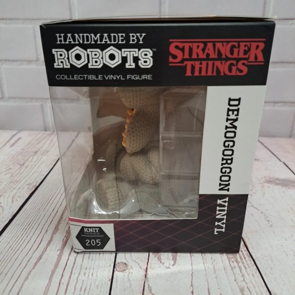 Handmade by Robots: Stranger Things - Demogorgon Vinyl Figure #205 MIB
